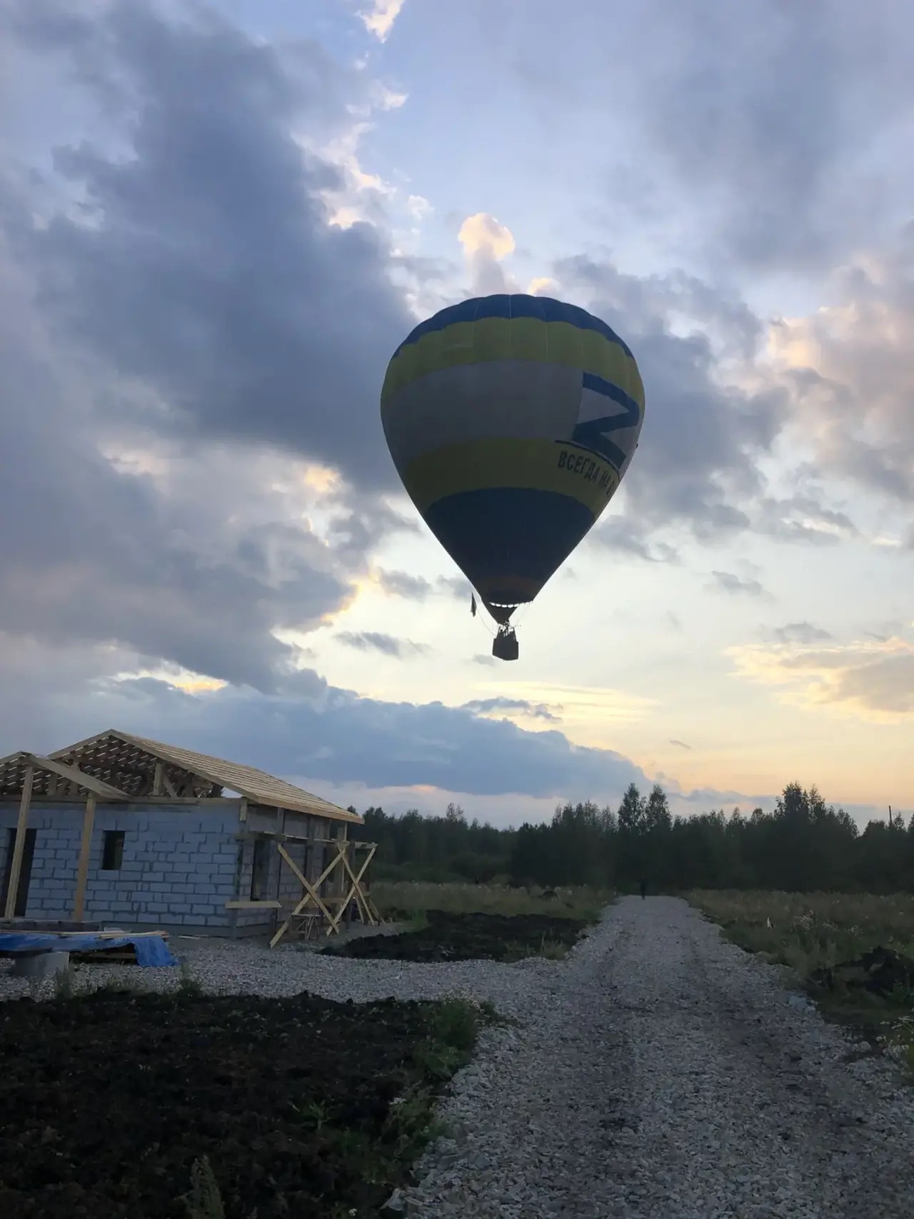Дом снаружи — посёлок «Лесная сказка»